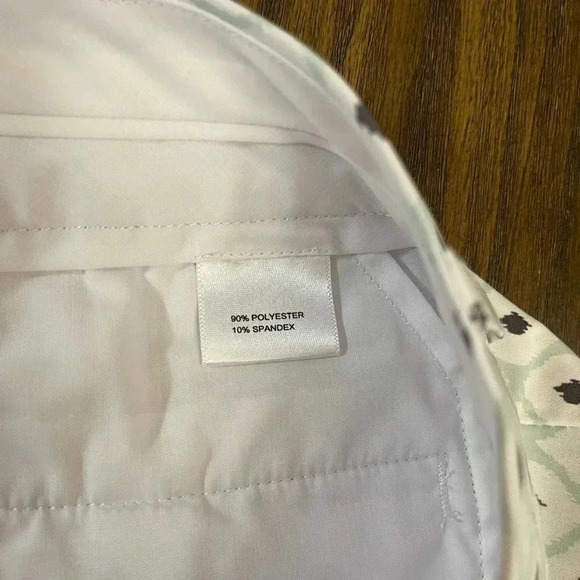 Peter Millar Wicking Performance Geometric Polyester Golf Shorts Women’s size 2 - Picture 7 of 12